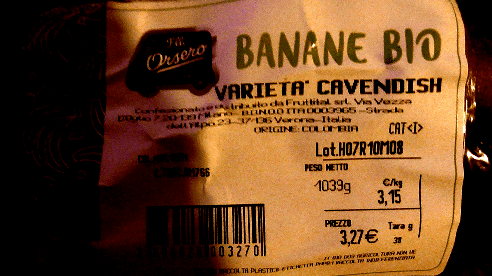Abbondandolo-Vassoio-di-Banane-Bio-Carrefour.gif