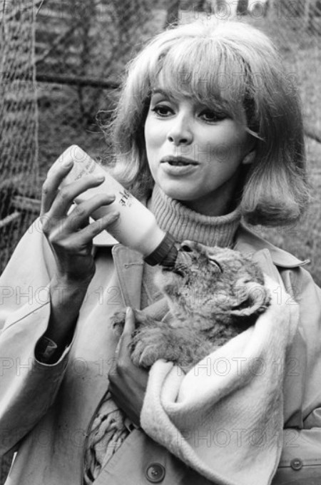 Mademoiselle-Mireille-Darc-Jeudi11septembre2025.jpg